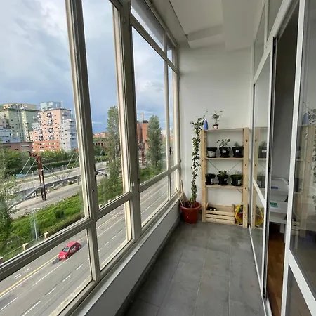 Splendido Loft Corso Svizzera Apartment