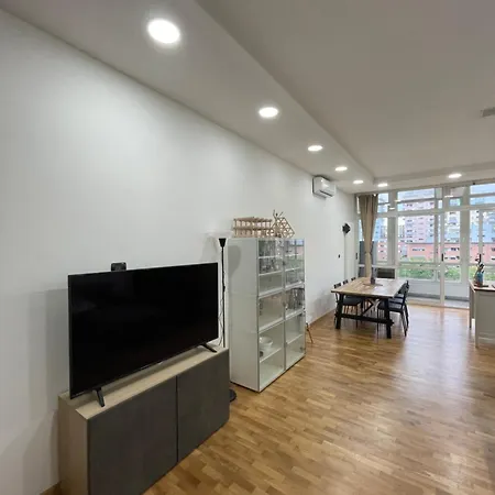 Splendido Loft Corso Svizzera Apartment *