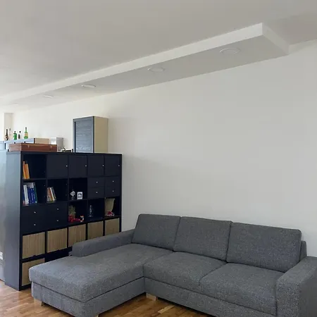 Splendido Loft Corso Svizzera Apartment *